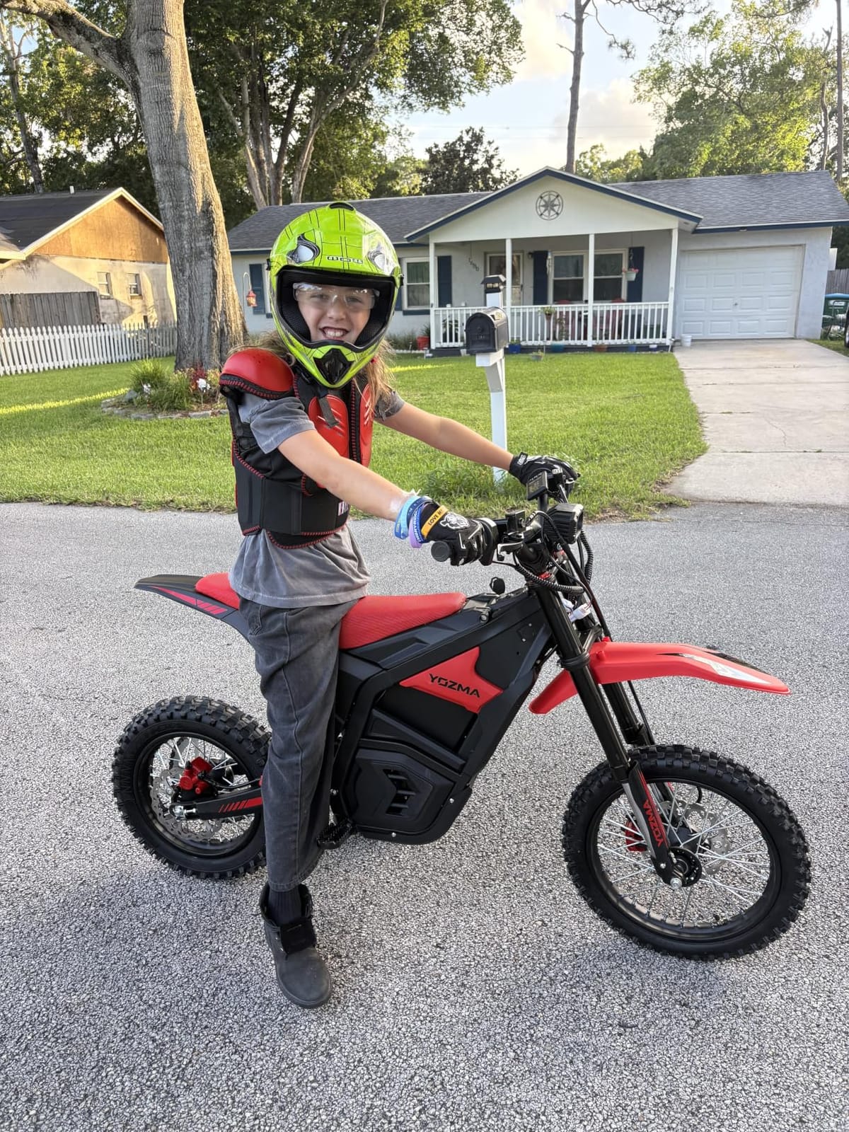Yozma IN10 Electric Dirt Bike, 40MPH 2600W Off Road Electric Motorcycle | 48V 23.4Ah Removable Battery E Dirt Bike, Dual Hydraulic Suspension & Brakes, Mountain Off Road, Black customer photo 1