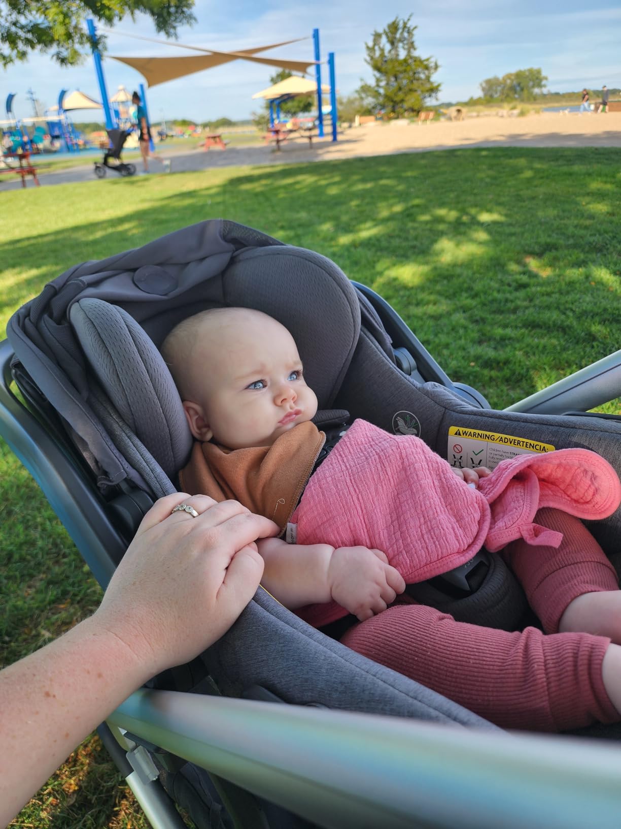 UPPAbaby Mesa V3 Infant Car Seat with Base, Insert & SmartSecure - Ada customer photo 2