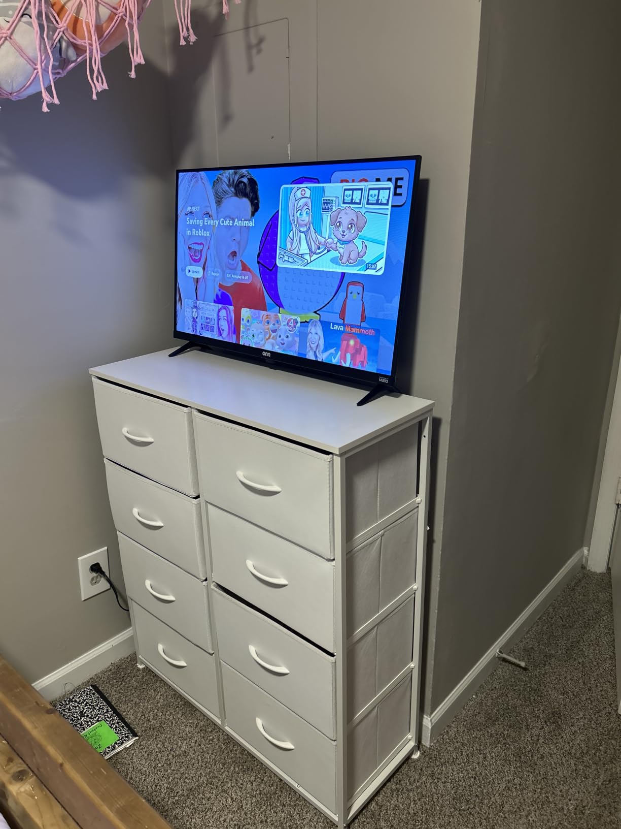 Sweetcrispy Dresser for Bedroom with 8 Drawers, Large Storage Tower customer photo 1