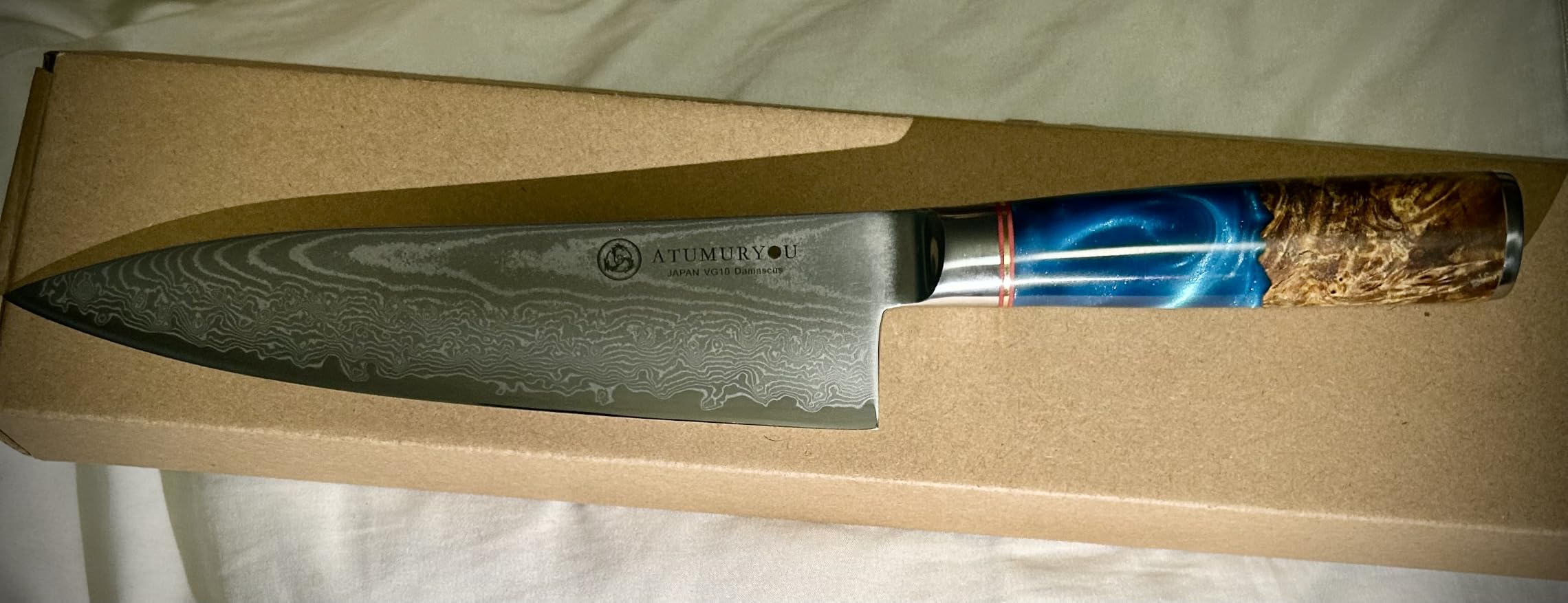 Japanese Chef Knife Set 3 Pcs, 67-Layer Damascus Kitchen Knife Set with VG10 Steel Core, Professional Sharp Damascus Knives with Ocean-Blue Ergonomic Handle, Include Elegant Cooking Gifts Box customer photo 2