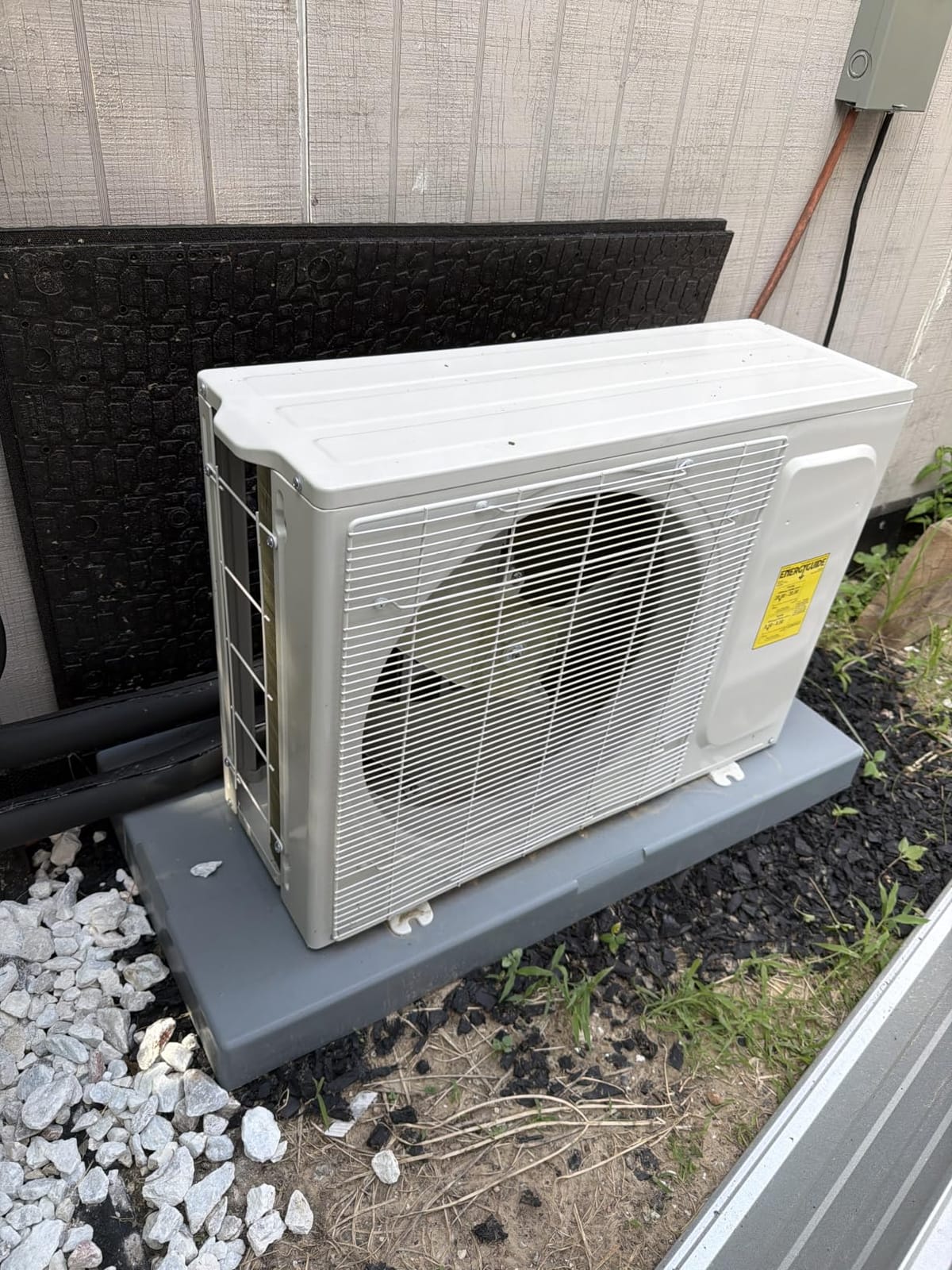 YITAHOME 18000 BTU 19 SEER2 230V Inverter Mini Split AC Heat Pump WiFi customer photo 1