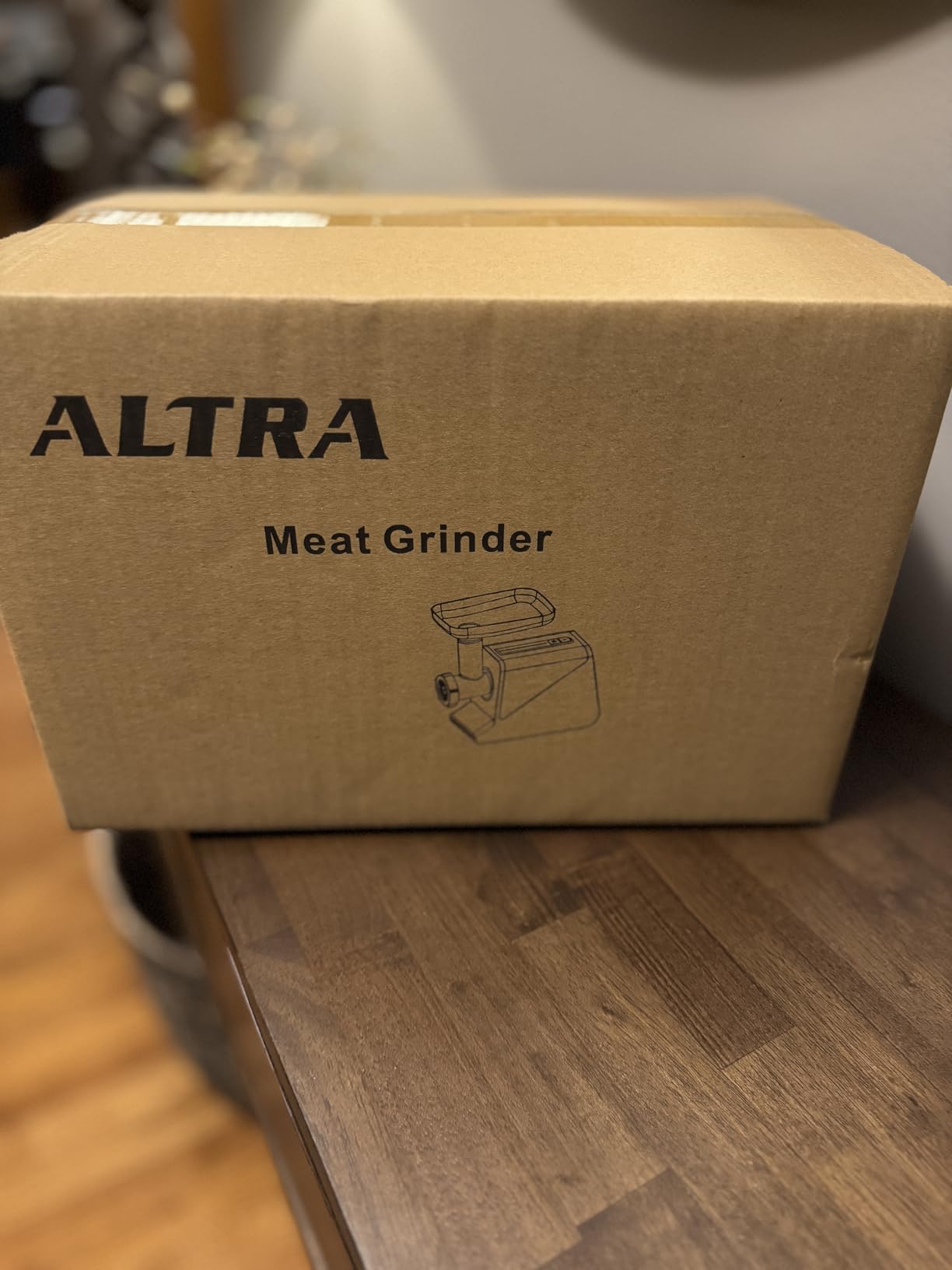 ALTRA LIFE Electric Meat Grinder, 2800W Max Heavy Duty Sausage Stuffer with Rotary Cheese Grater Set, 2 Blades, 3 Plates, Sausage Tube, Kibbe, Burger Press & Meat Claw for Home, Built-in Storage customer photo 2