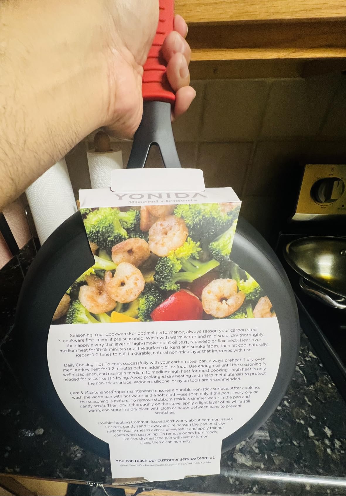 Carbon Steel Pan, 10 Inch Nonstick Frying Pan Skillet | Pre-Seasoned Carbon Steel Cookware with Removable Silicone Handle Holder, Indoor/Outdoor, Induction & Oven Safe customer photo 2