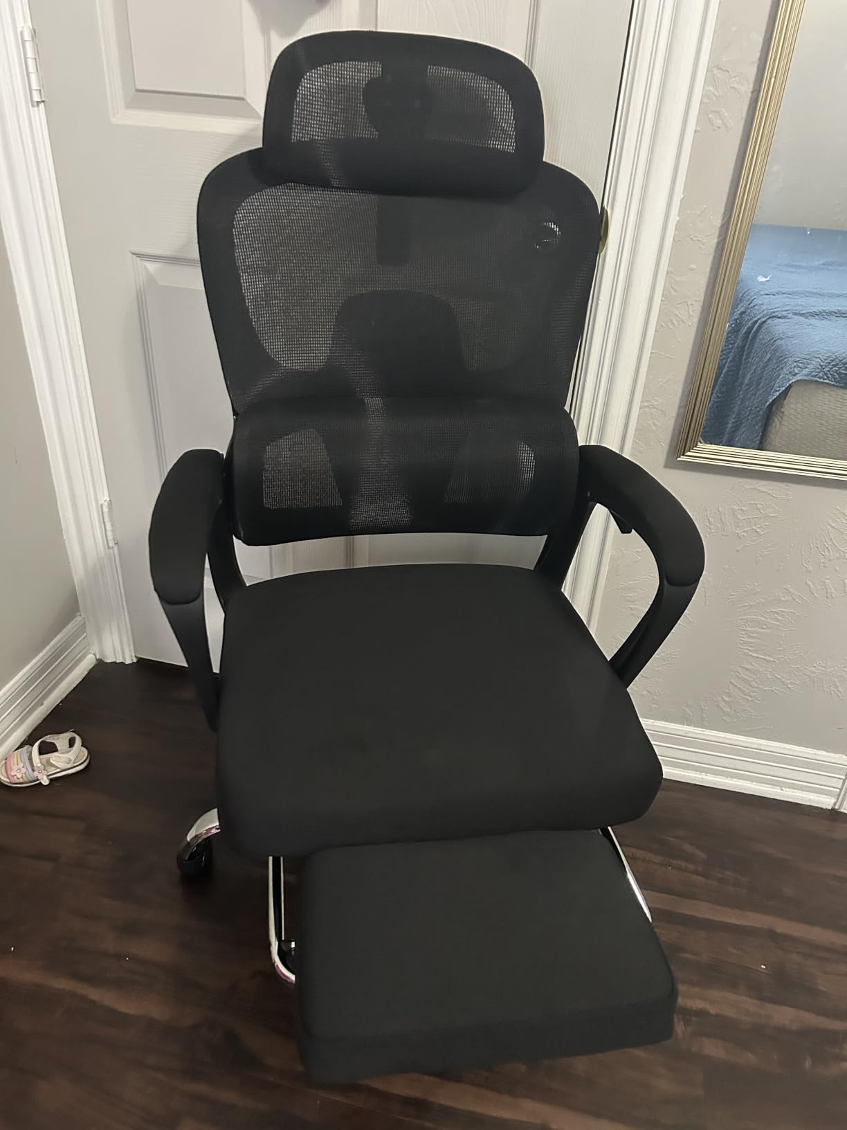 Ergonomic Office Chair with Footrest, 90-145° Reclining Mesh Desk Chair | Adjustable Lumbar Support & Headrest, High Back Mesh Computer Chair for Home Office/Gaming, 350lbs Capacity customer photo 2