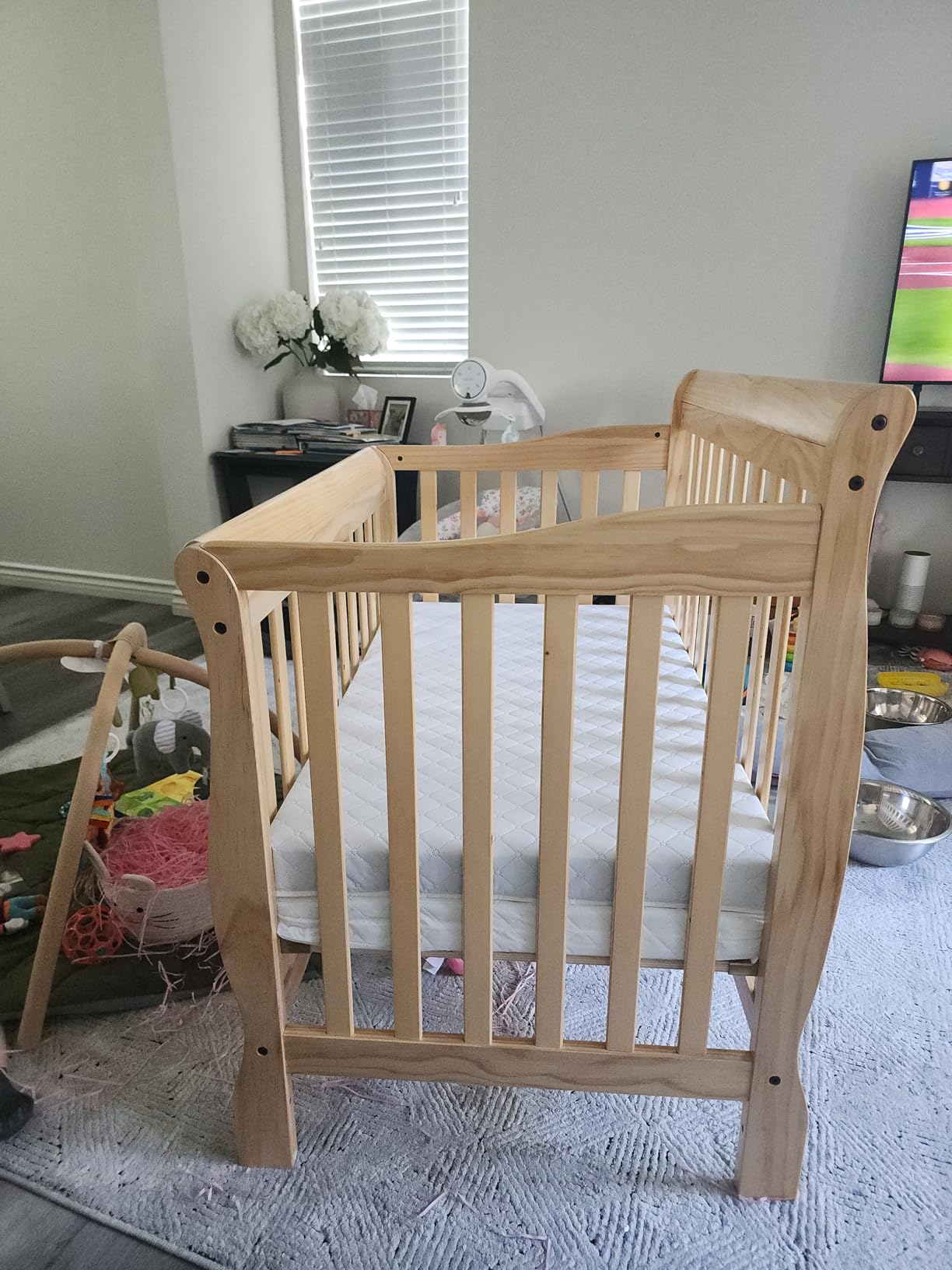 Dream On Me 4-in-1 Mini Baby Crib for Small Spaces, Aden, White customer photo 2