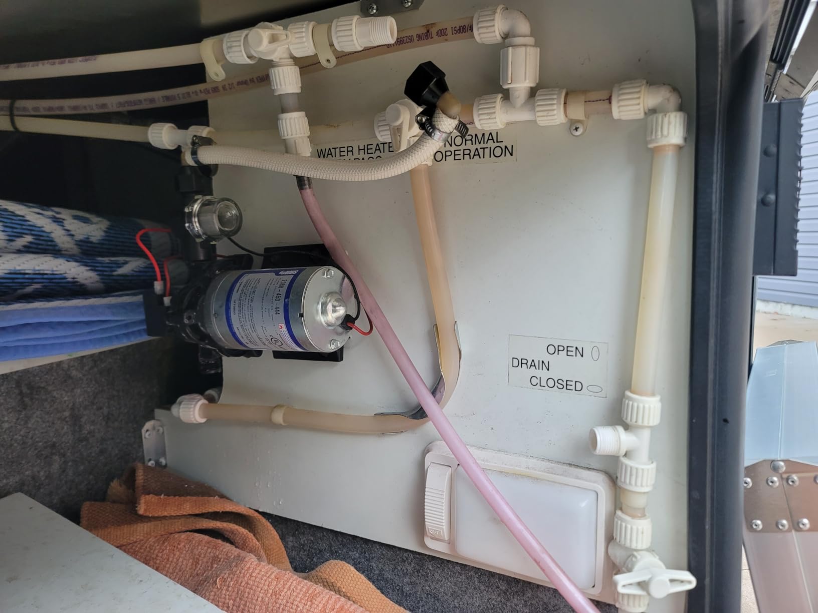 Precitrade Shurflo 2088-554-144 Fresh Water Pump, 12 Volts, 3.5 Gallons Per Minute, 45 Psi customer photo 1