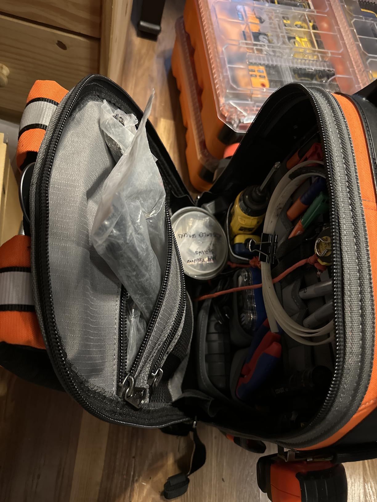 Veto Pro Pac Tech Pac Tool Backpack – Heavy-Duty Weatherproof Tool Bag with 46 Pockets, Waterproof Molded Base & Ergonomic Padded Straps & EVA Back Padding for Technicians and Contractors customer photo 2