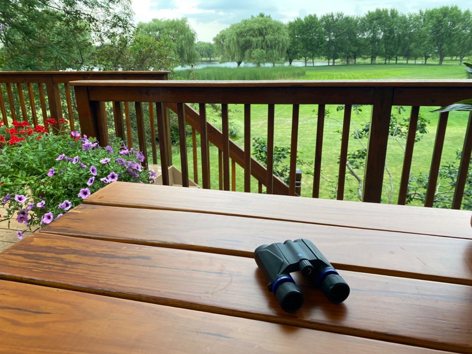 ZEISS Terra ED Pocket Binoculars Compact, Waterproof, and Fast Focusing customer photo 1