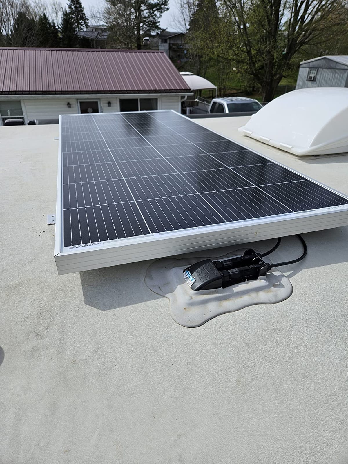 Go Power Overlander Charging Kit 200W - 12V Solar Panel Kit w/ 30-Amp Bluetooth® PWM Controller, Expandable Up to 600W, Includes 2X 25ft Solar Output Cables (Male and Female) for RV & Dry Camping Use customer photo 2