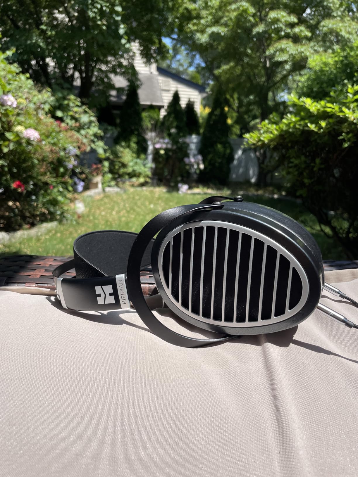HIFIMAN Ananda Over-Ear Full-Size Open-Back Planar Magnetic Headphones with Stealth Magnet, Comfortable Earpads, Detachable Cable for Home and Studio customer photo 2