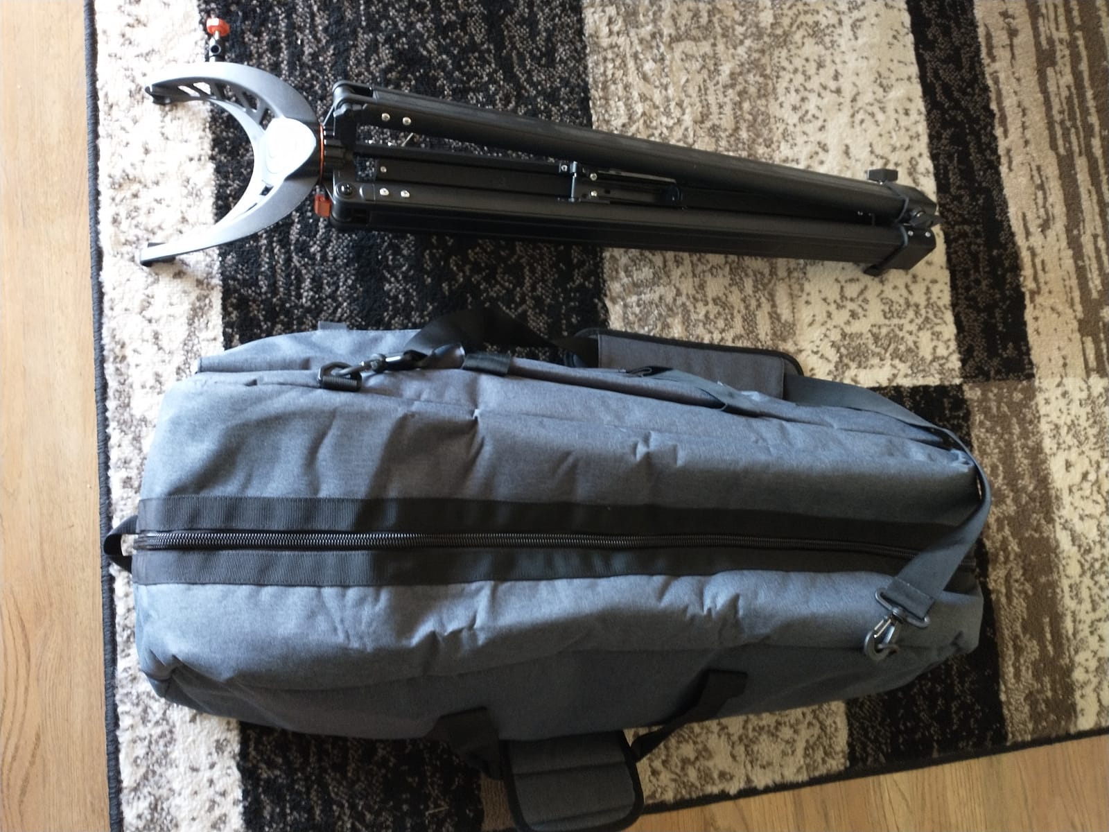 Multipurpose Telescope Bag – Shock-Absorbent Telescope Carrying Case with Adjustable Shoulder Strap and Extra Storage – Water Repellent (30 Inches) - Compatible with Celestron Telescope customer photo 1