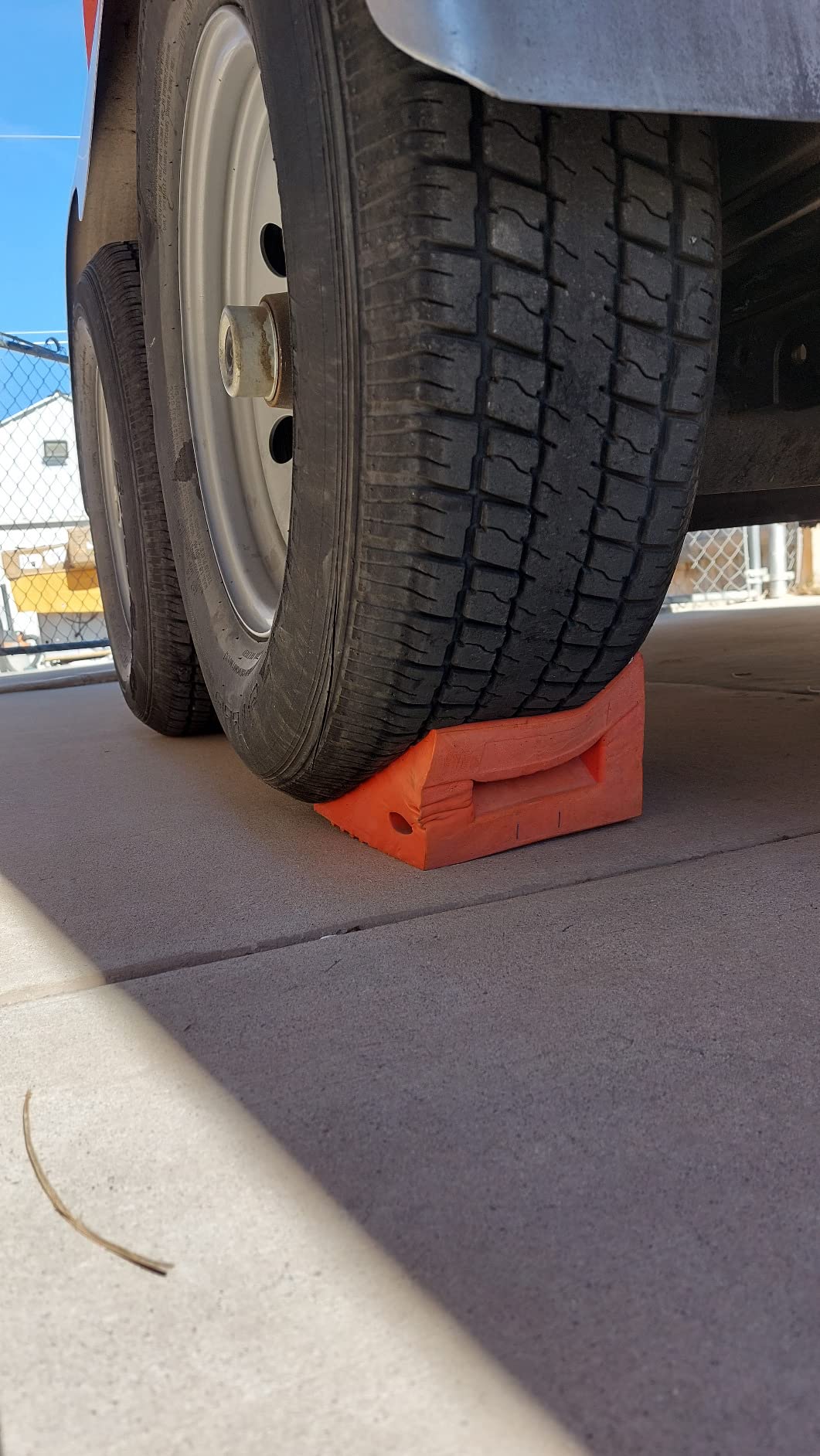 SECURITYMAN Heavy Duty Wheel Chocks (2 Pack) - Durable, Non-Slip, Solid Rubber Wheel Chocks for Boat Trailers, RV, Truck, Camper - Perfect on All Surfaces and in All Weather - Orange… customer photo 2