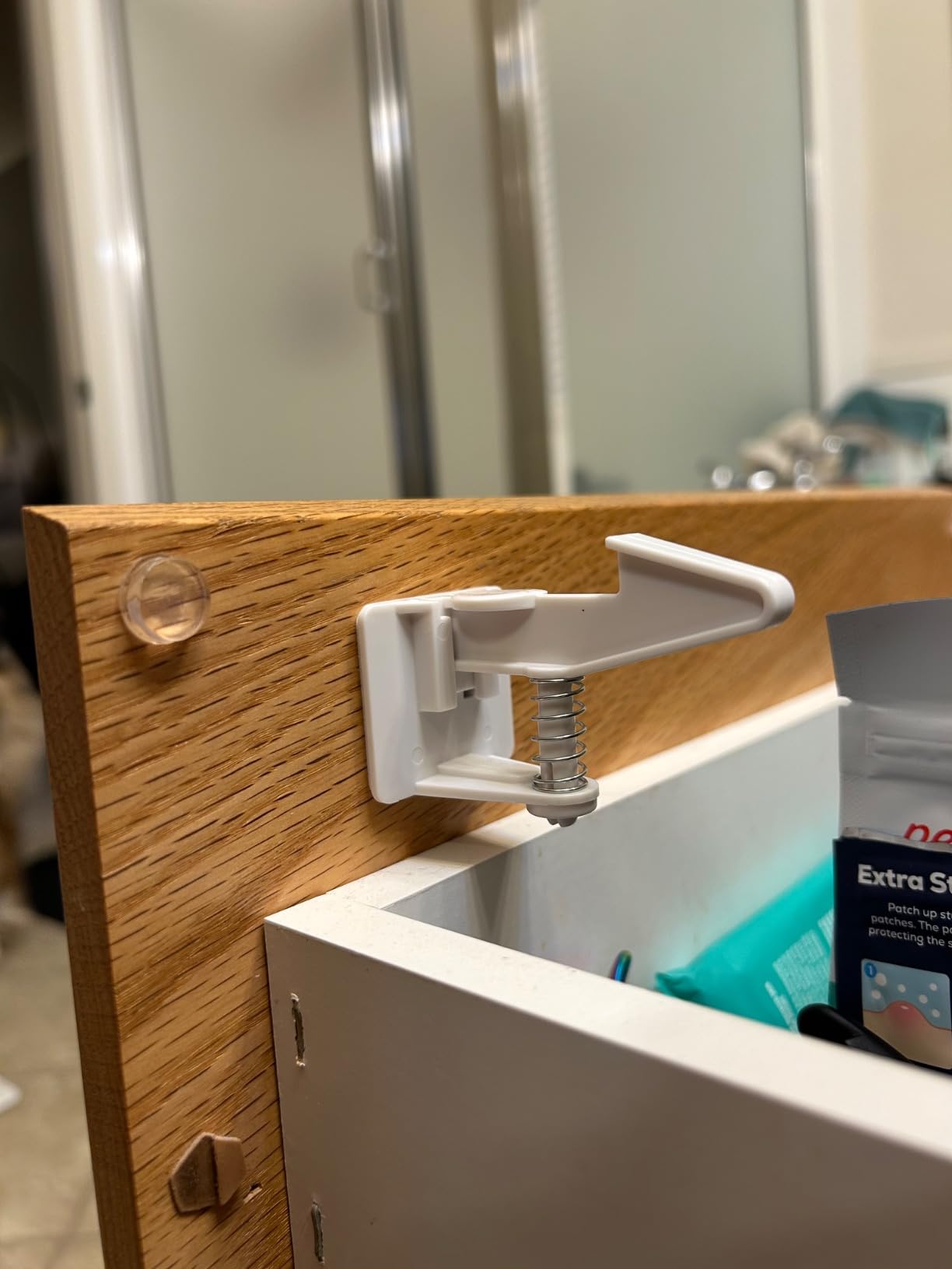 Inaya Cabinet Locks Baby Proofing (Standard Length) - Child Proof Drawer Locks - Child Safety Cabinet Latches with 3M Adhesive Easy Installation - No Drilling or Extra Screws (8 Pack) customer photo 2