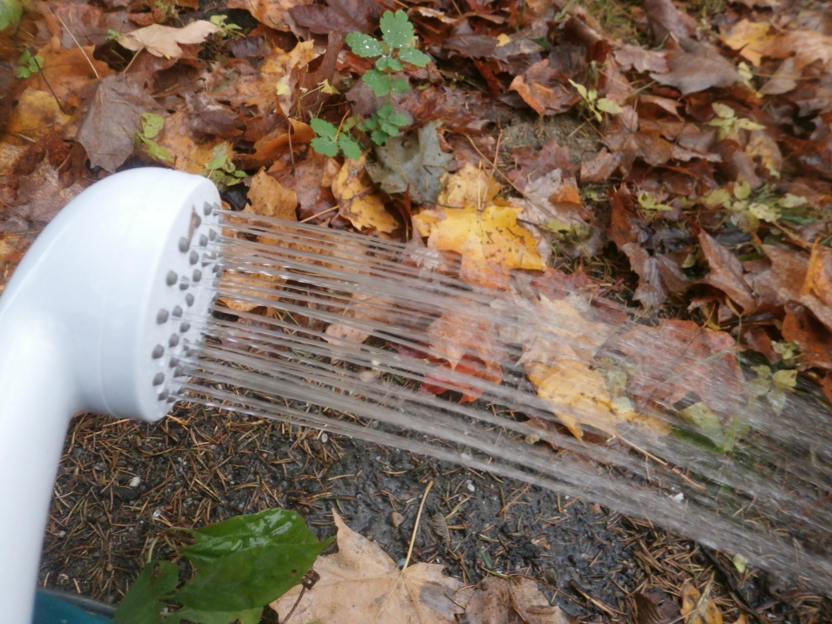 Portable Outdoor Shower, 2 Flow Mode, 4400mAh Battery Powered Shower Pump for Hiking/Backpacking, Travel, Beach, Pet, Flowering, IPX7 Waterproof &USB Rechargeable Camping Shower with 3 LED Lights… customer photo 1