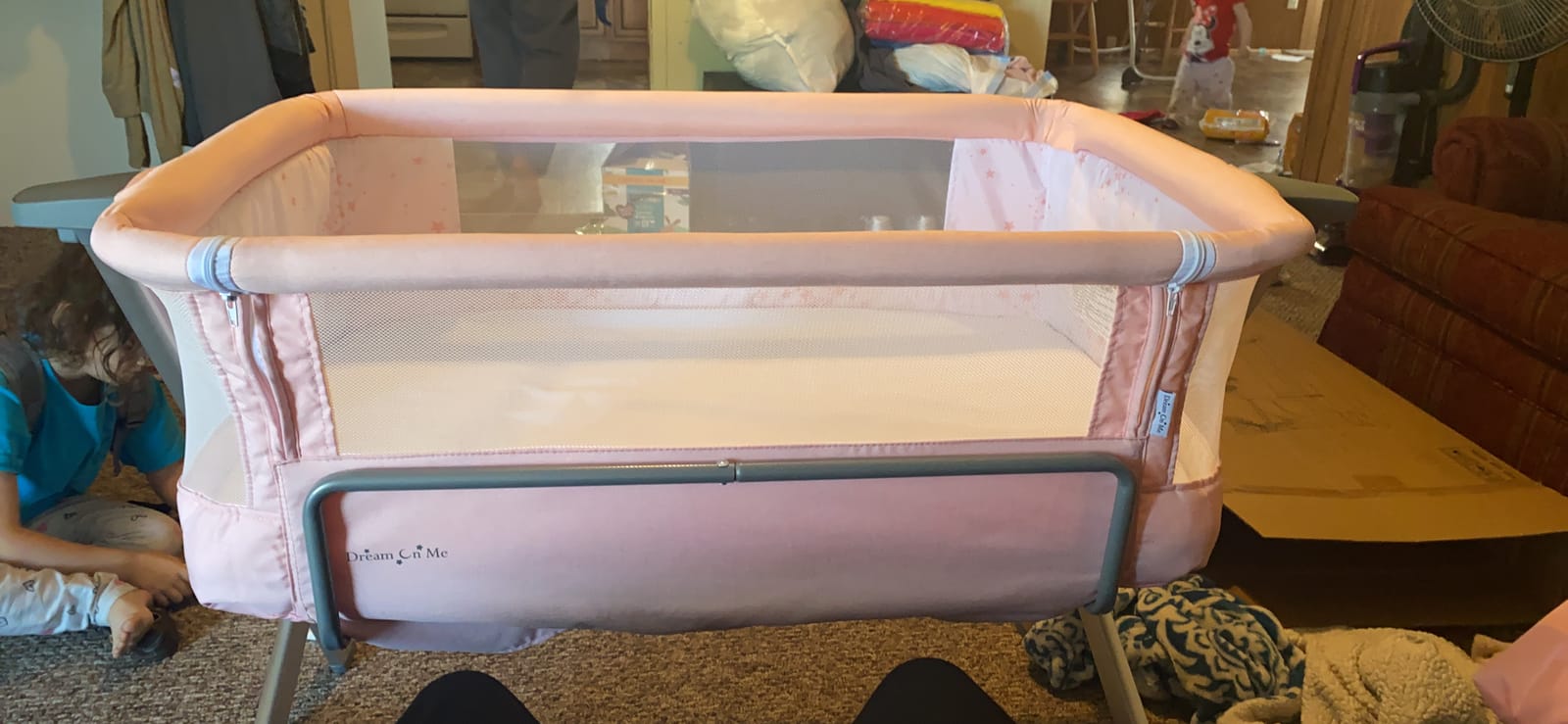 Dream On Me Skylar Bassinet & Bedside Sleeper, Adjustable Height, Grey customer photo 1