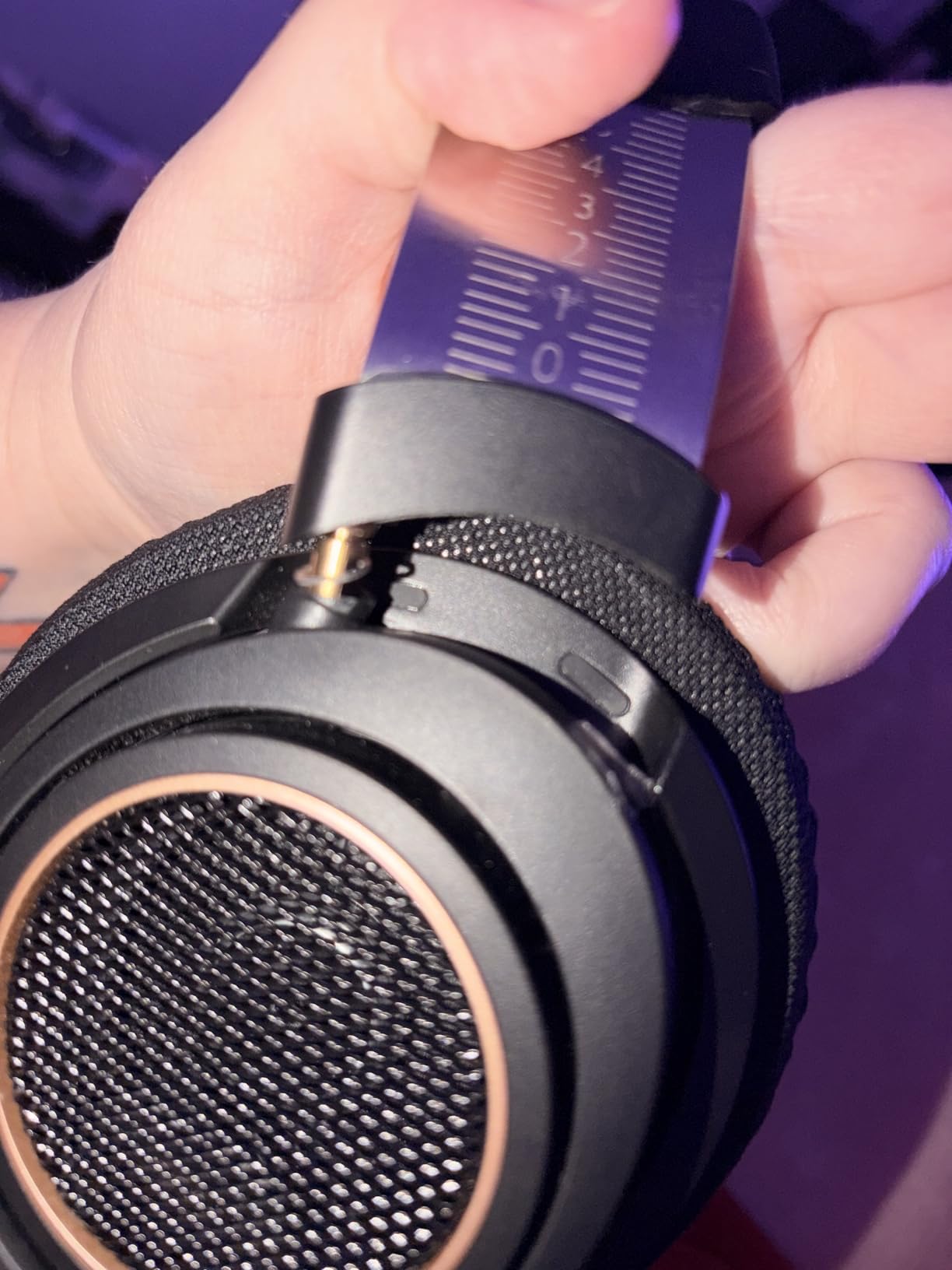 Philips Open Back Wired Headphones - Cushioned Over Ear Headphones with Adjustable Headband for Ultimate Comfort and Superior Sound Quality, Plugs into TV, Stereo or PC, Ideal for Podcasts or Music customer photo 2