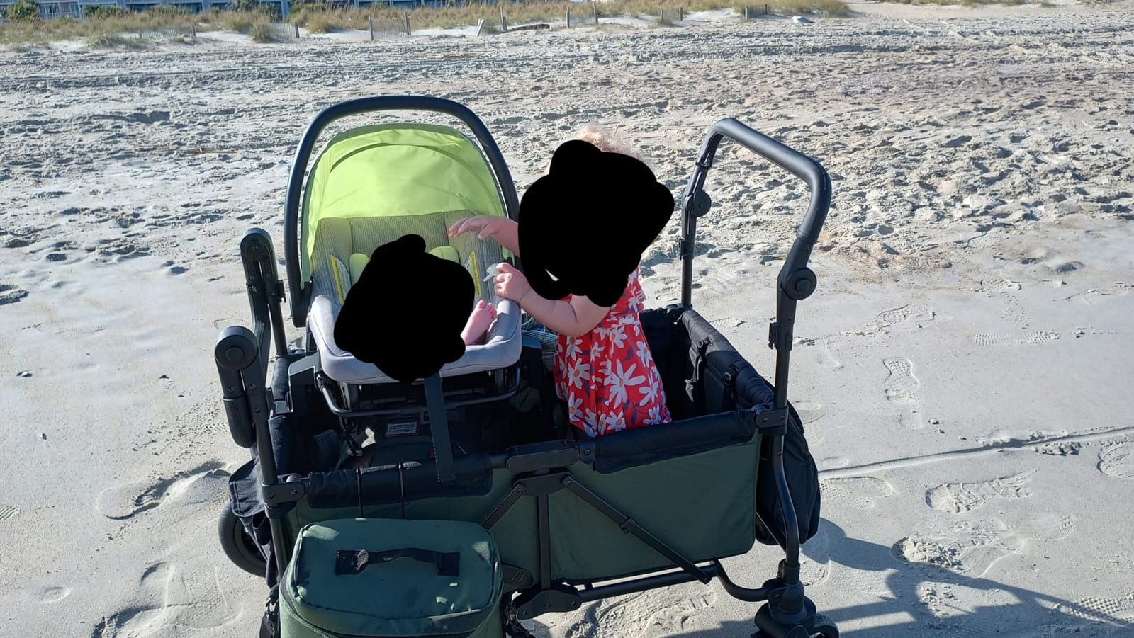 Jeep Deluxe Wrangler Stroller Wagon with Cooler Bag and Parent Organizer by Delta Children, Black/Green customer photo 2
