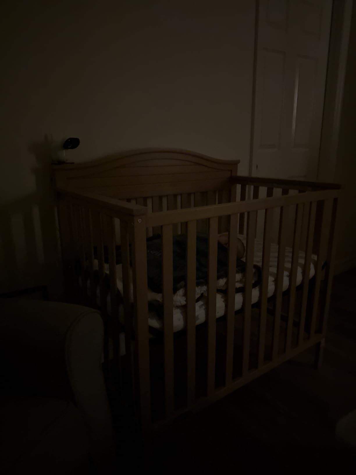 Graco Stella 4-in-1 Convertible Mini Crib with Bonus Mattress, White customer photo 1