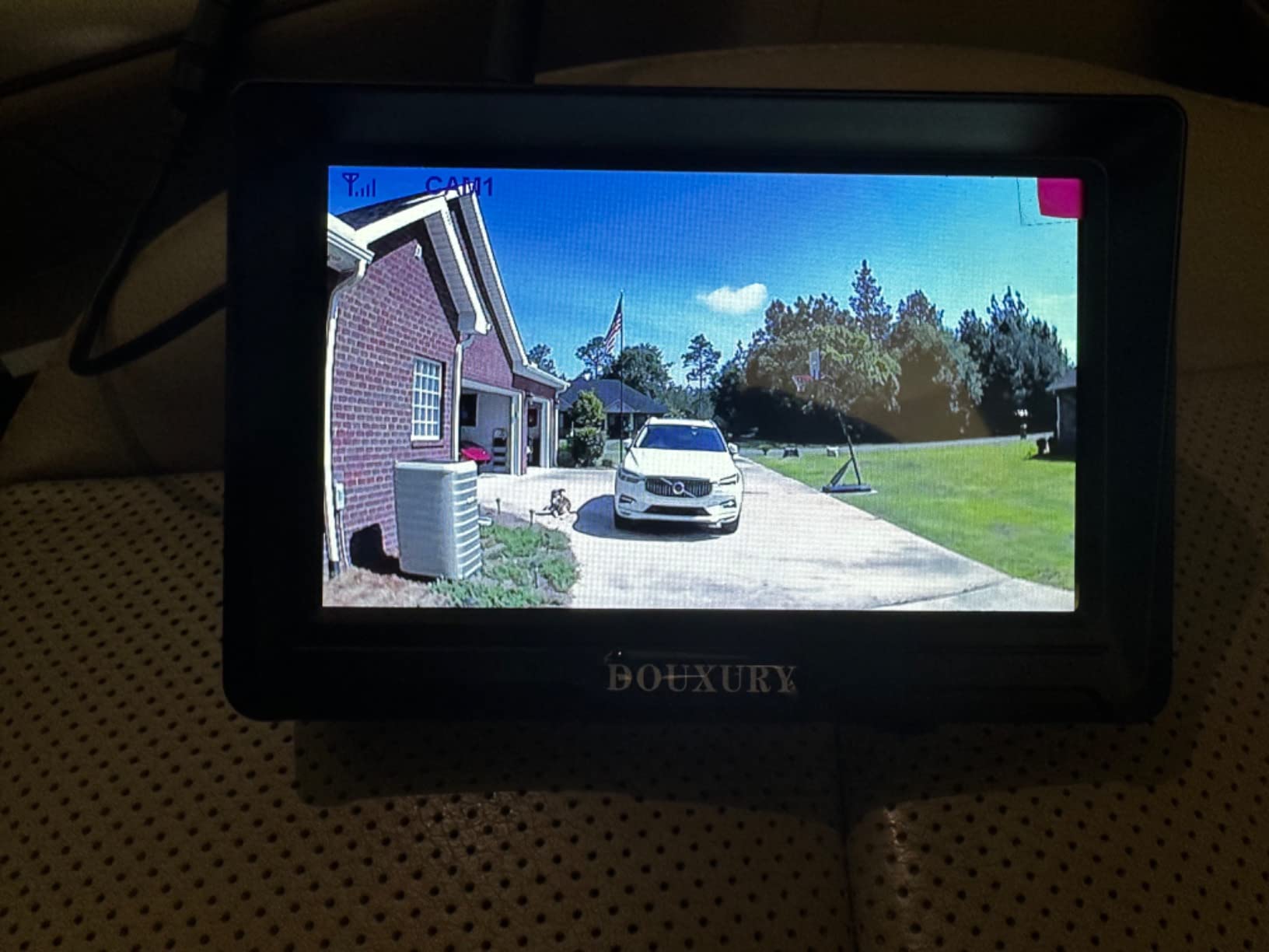 Wireless Backup Camera Solar Magnetic for RV Car Trailer Truck Camper 5th Wheels Hitch Towing No Wiring No Drilling Rechargeable Night Vision Portable Backup Camera with 5
