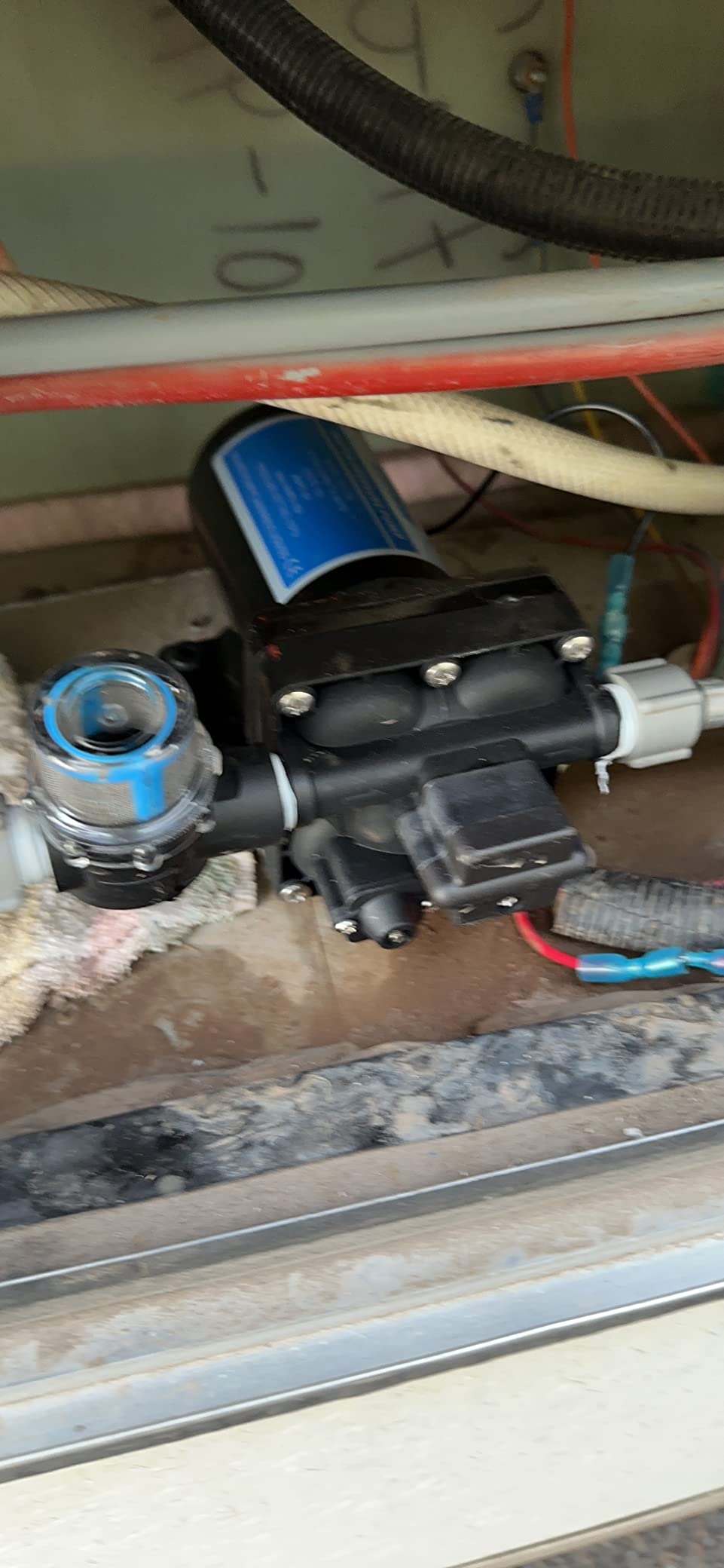 Kohree 12V RV Water Pump 5.5GPM 55 PSI, Self-Priming Diaphragm Pump customer photo 2
