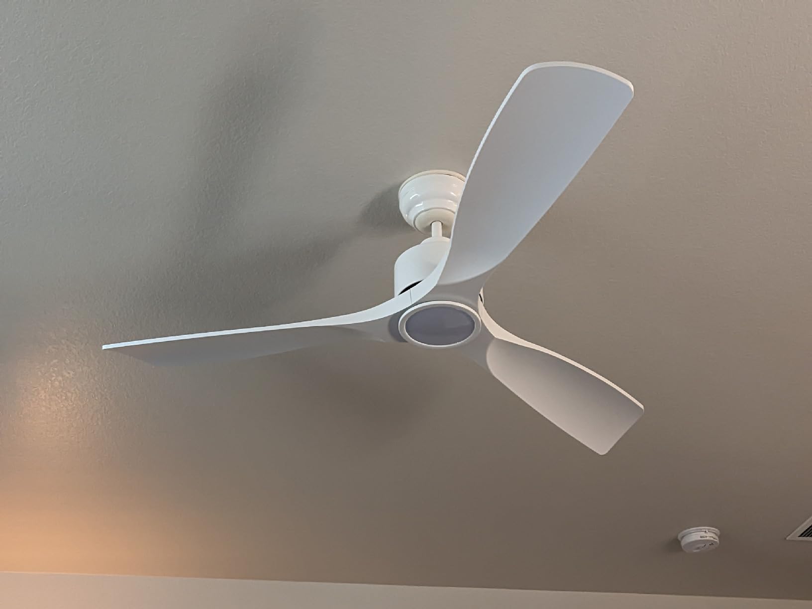 OFANTOP 52 Inch Modern White Gold Smart Ceiling Fan with Light and Remote customer photo 1
