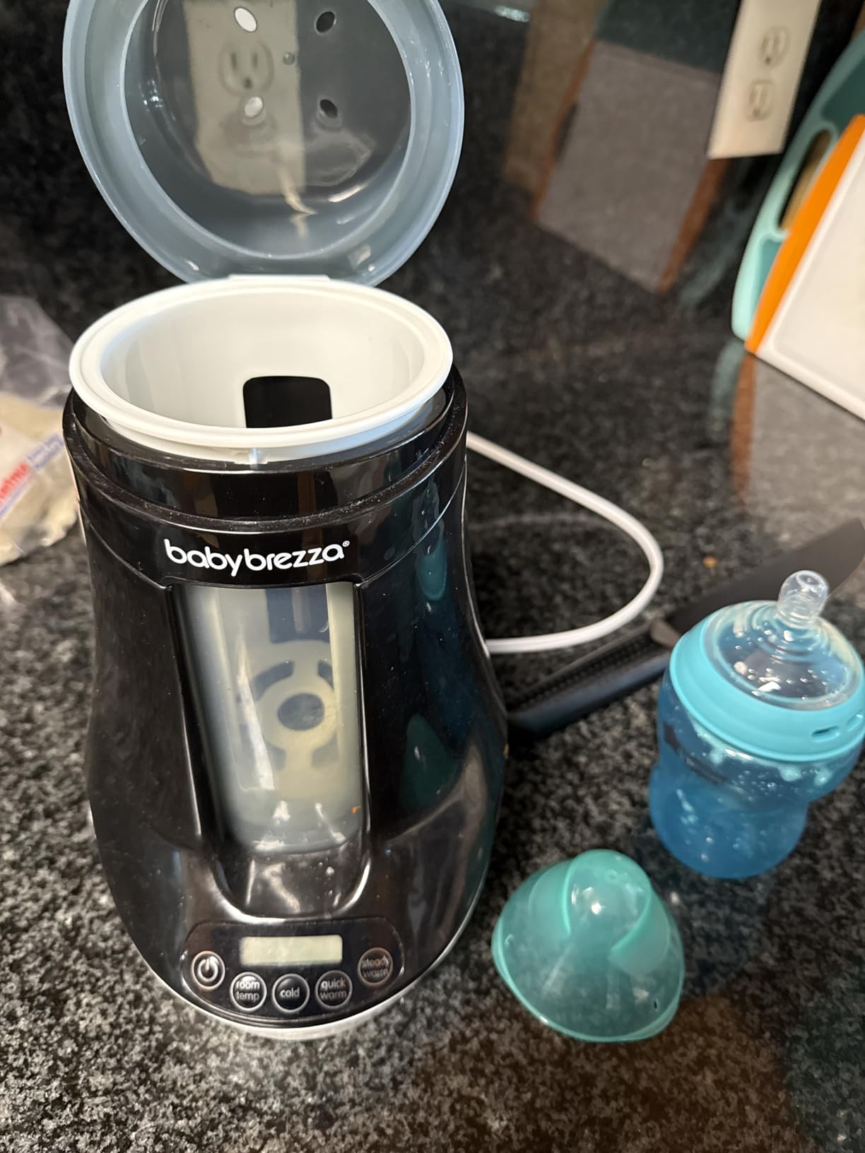 Baby Brezza Fast Baby Milk Warmer for All Bottles of Formula + Breastmilk customer photo 2