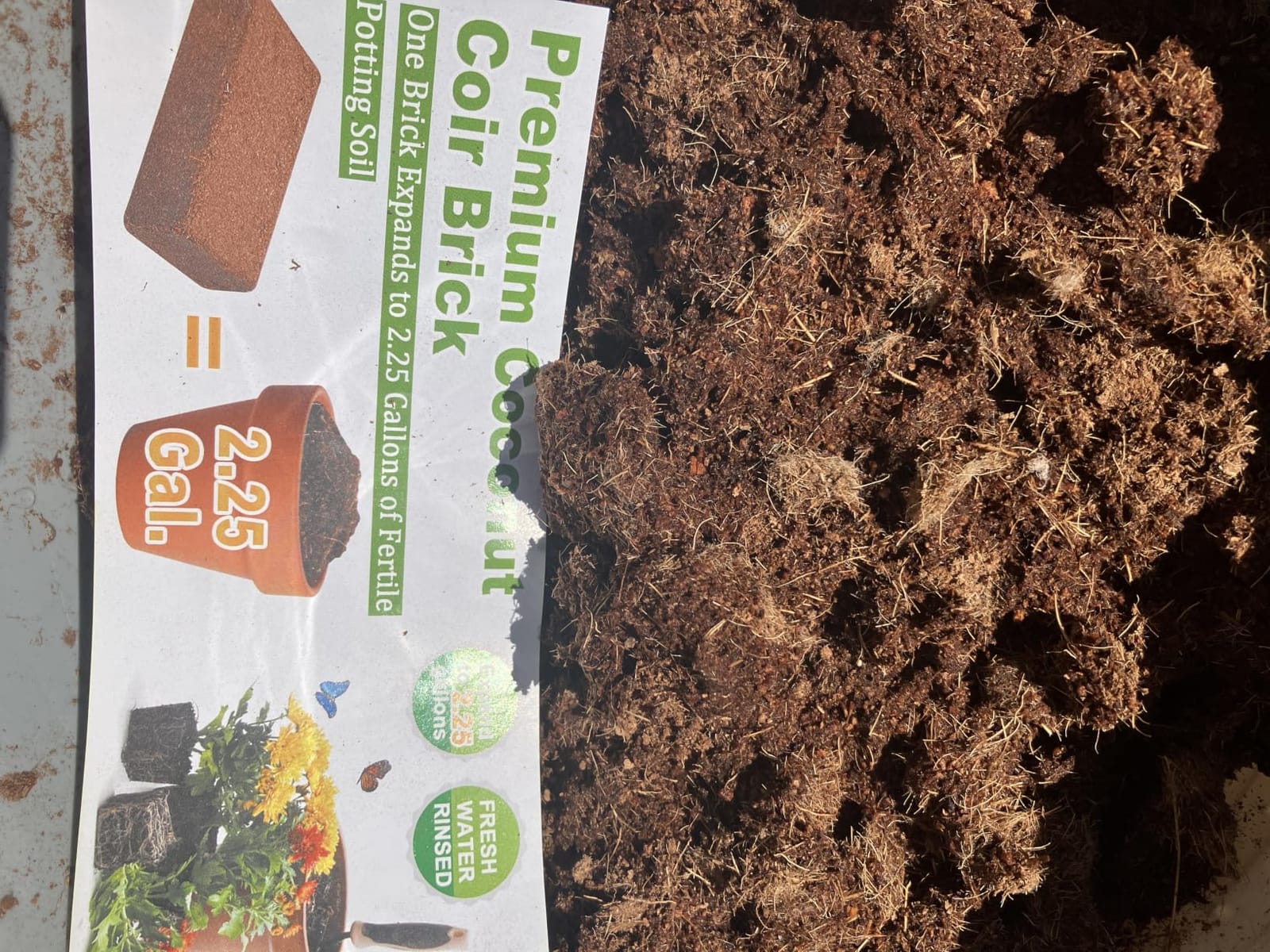 Organic Coco Coir 1 Pcs Compressed Coconut Coir Brick Coconut Fiber Husk Substrate Mulch Coconut Bark Core Growing Medium Peat Moss Soil High Nutrition for Plants Gardening Seed Starting Soil Mix customer photo 1