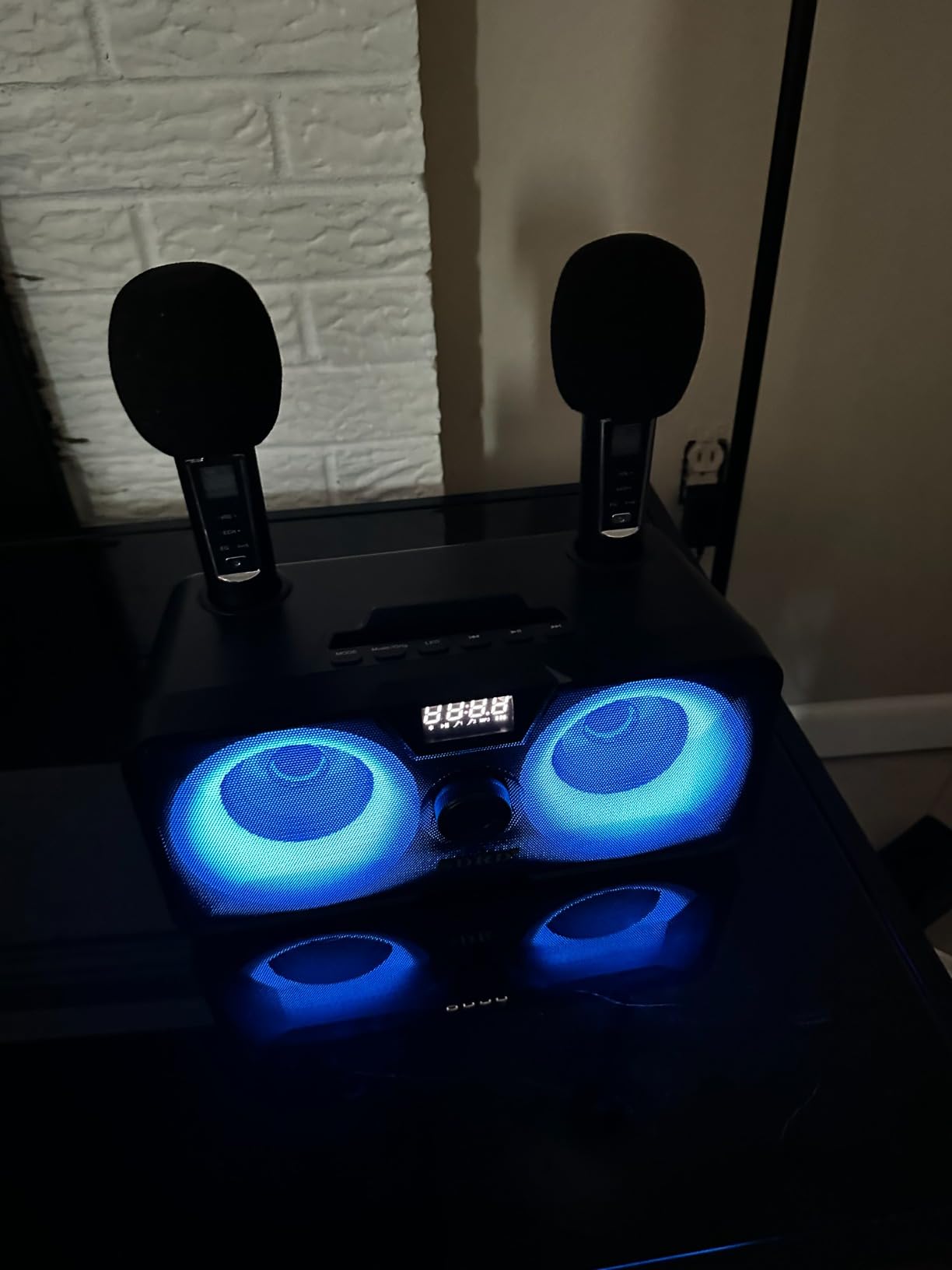 Karaoke Machine for Adults and Kids with 2 UHF Wireless Microphones,Portable Bluetooth Speaker PA Speaker System with LED Party Lights for Home Party, Picnic,Car,Outdoor/Indoor/Birthday Gifts customer photo 2