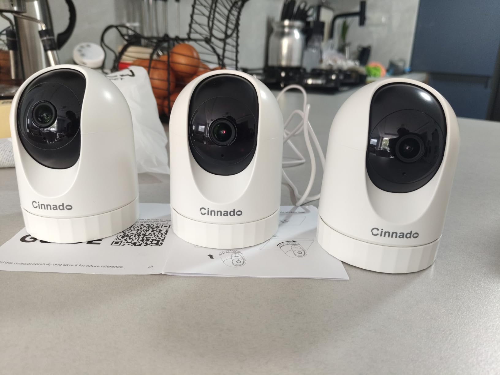 Cinnado 2K Home Security Cameras Indoor with 2.4GHz Wi-Fi & Siren, D1 4Pack customer photo 1
