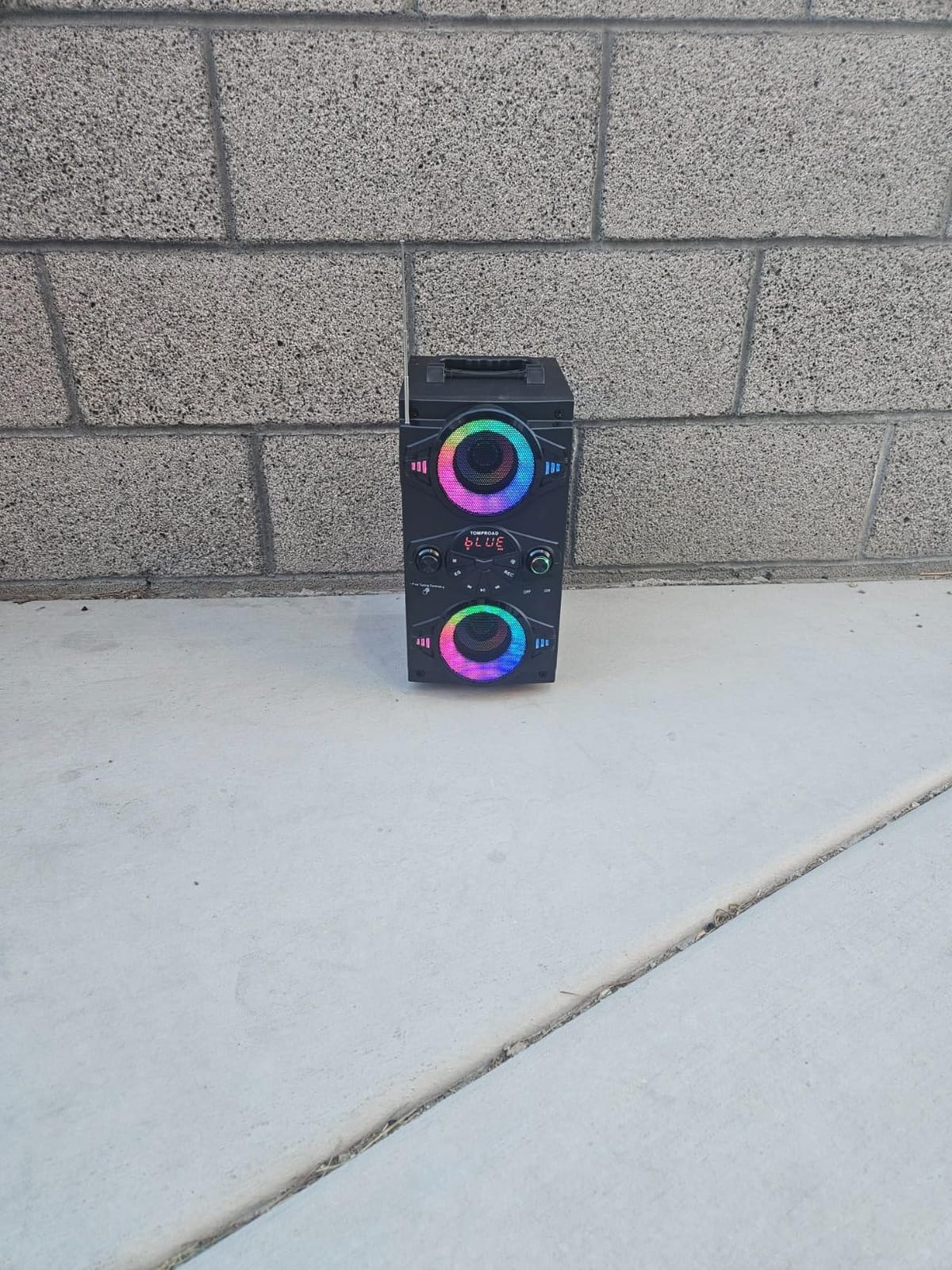 Bluetooth Speakers, 60W Portable Wireless Loud Outdoor Home Party Bluetooth Speaker with Subwoofer, FM Radio, LED Colorful Lights, Microphone, Remote and Big Powerful Stereo Deep Bass Sound Boombox customer photo 1