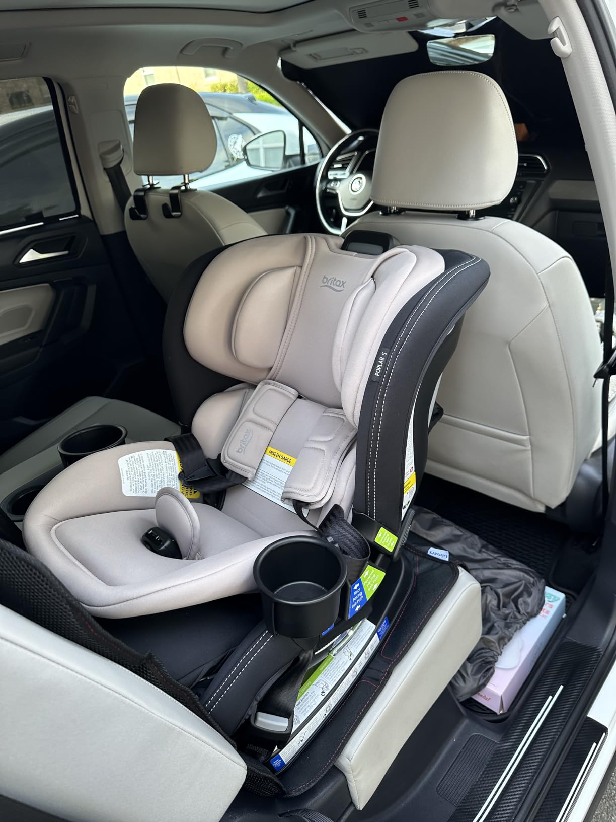Britax Poplar S Convertible Car Seat, 2-in-1 Car Seat with Slim 17-Inch Design, ClickTight Technology, Sand Onyx customer photo 1