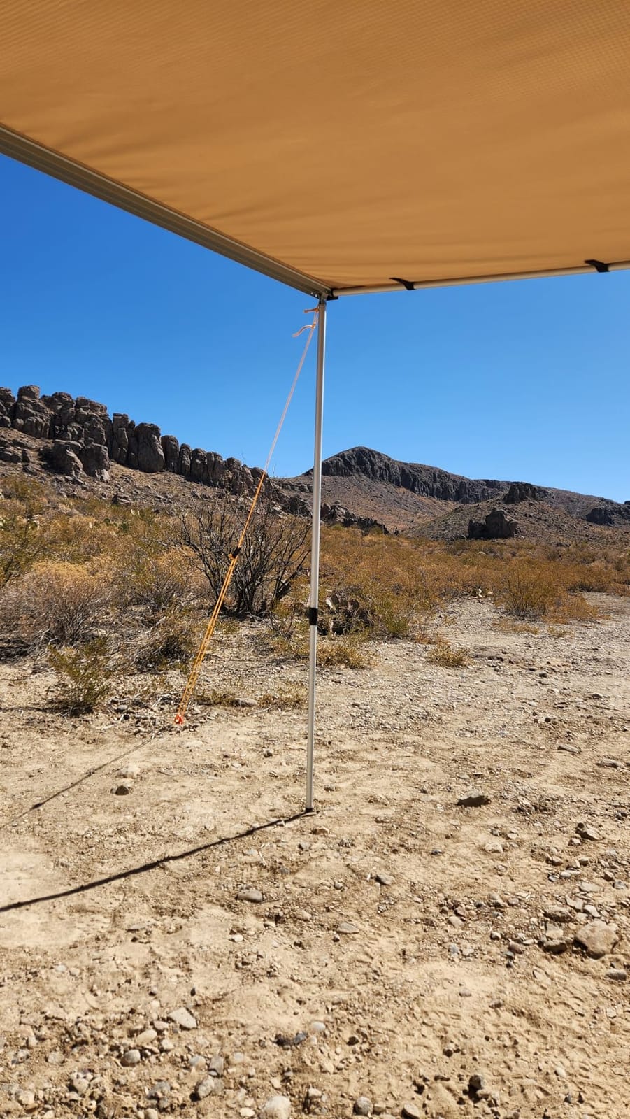 JOYTUTUS Vehicle Awning 6.6'x8.2' Roof Rack Pull-Out Sun Shade UV50+, Weatherproof 4x4 Side Sunshade for Camping, Car Awning with Adjustable Hardware, Quick Set-up, Compatible with SUV/Truck/Van/Jeep customer photo 2