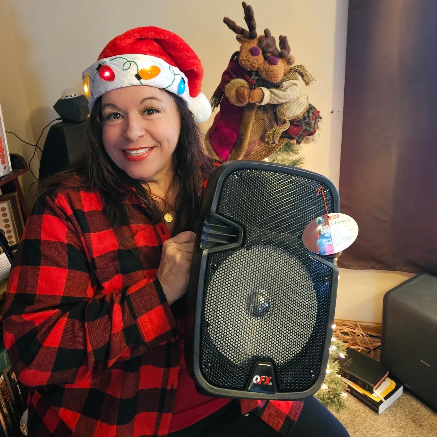 QFX Rechargeable Karaoke Party Wireless Bluetooth Speaker, TMS-853 customer photo 1