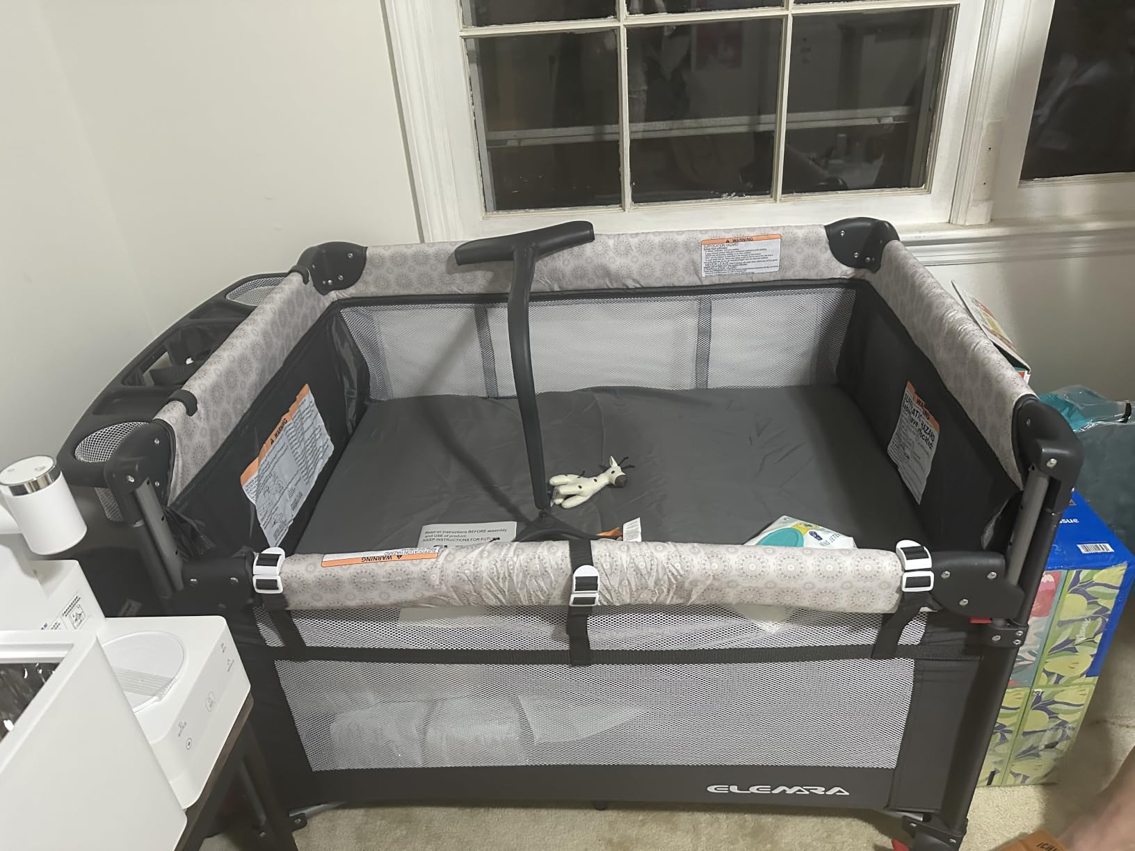 ELEMARA 3 in 1 Wide Baby Bassinet with Ajustable Side,2024 All Mesh Bedside Sleeper with Mattress,Sheet,Storage Pocket,Wheels and Trap,Playpen Travel Crib Bed with Bag customer photo 1