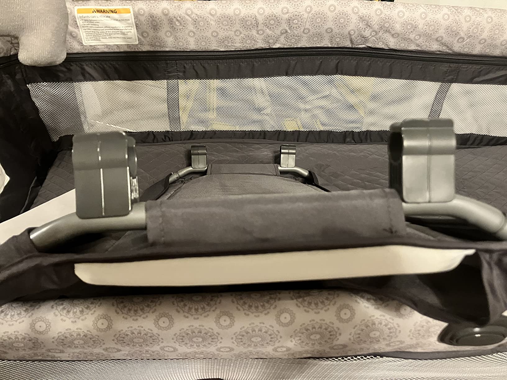 ELEMARA 3 in 1 Wide Baby Bassinet with Ajustable Side,2024 All Mesh Bedside Sleeper with Mattress,Sheet,Storage Pocket,Wheels and Trap,Playpen Travel Crib Bed with Bag customer photo 2