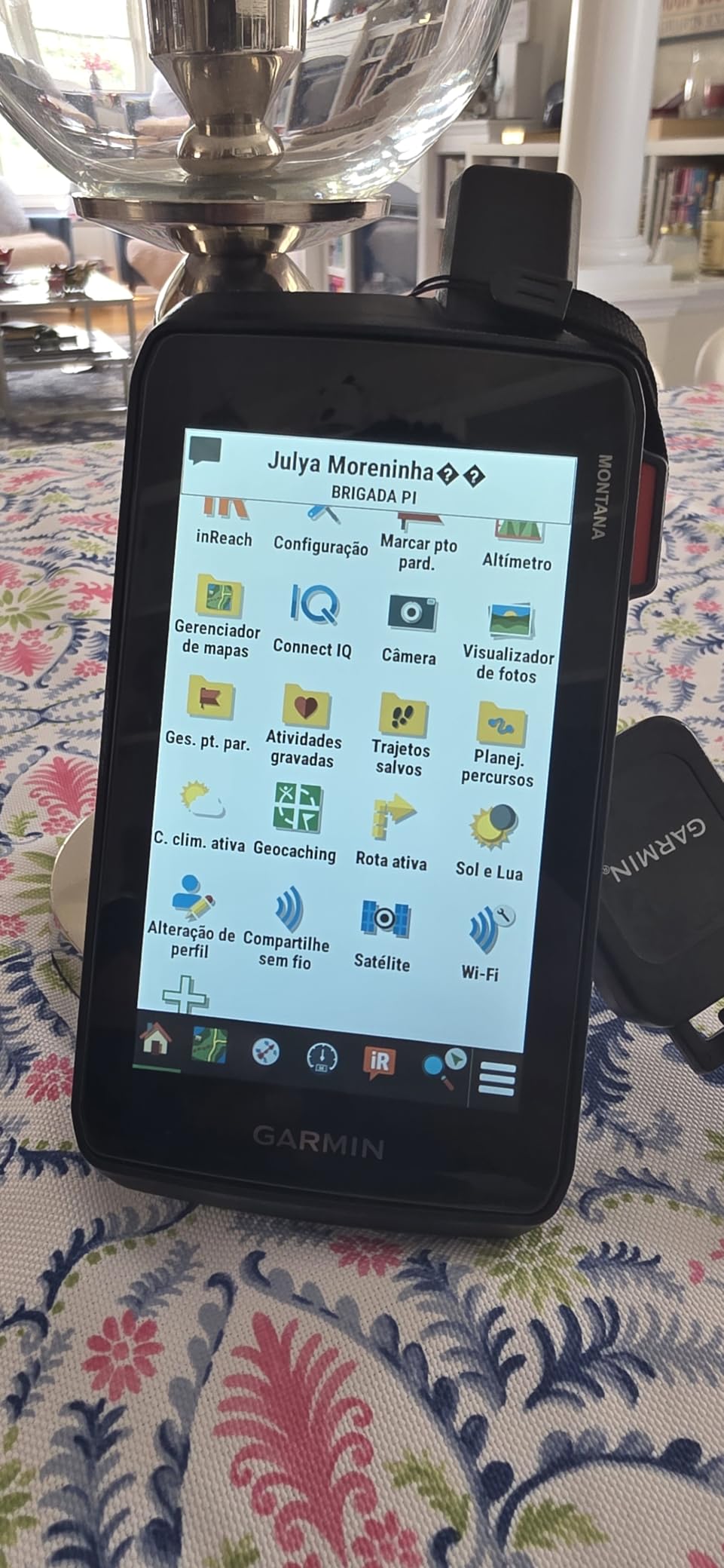 Garmin Montana® 760i, GPS Handheld Navigator, Built-in Camera, inReach® customer photo 2