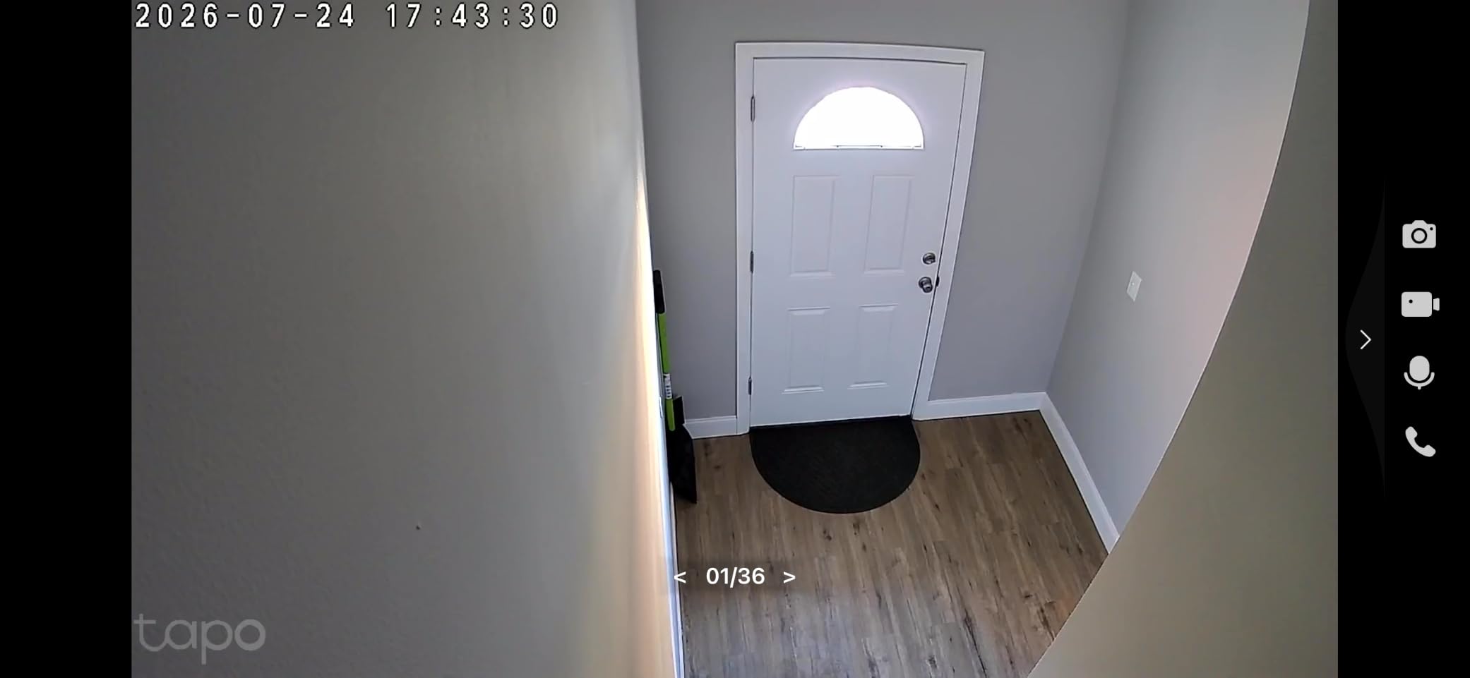 Tapo 1080p Outdoor Wireless Security Camera, Up to 180-Day Battery, C400 customer photo 2