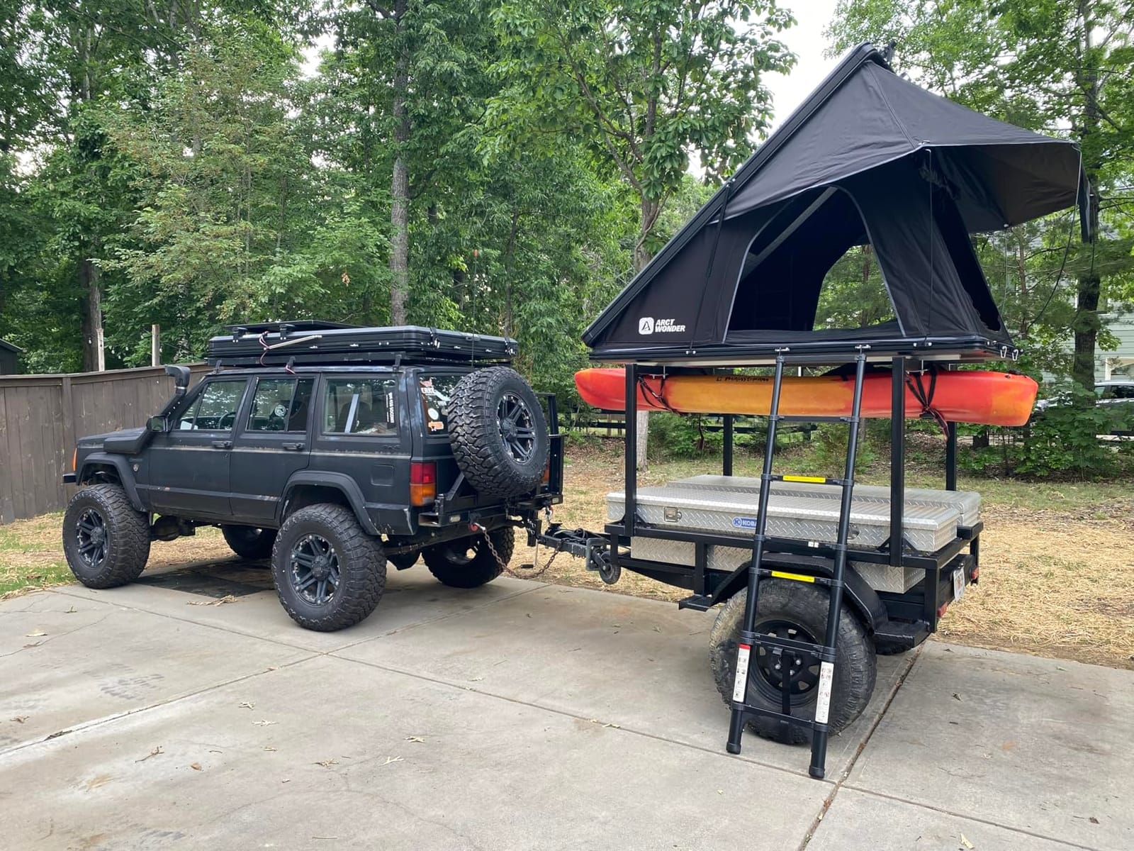 Solar Panel Rooftop Tent Hard Shell with Winter Thermal Layer customer photo 2
