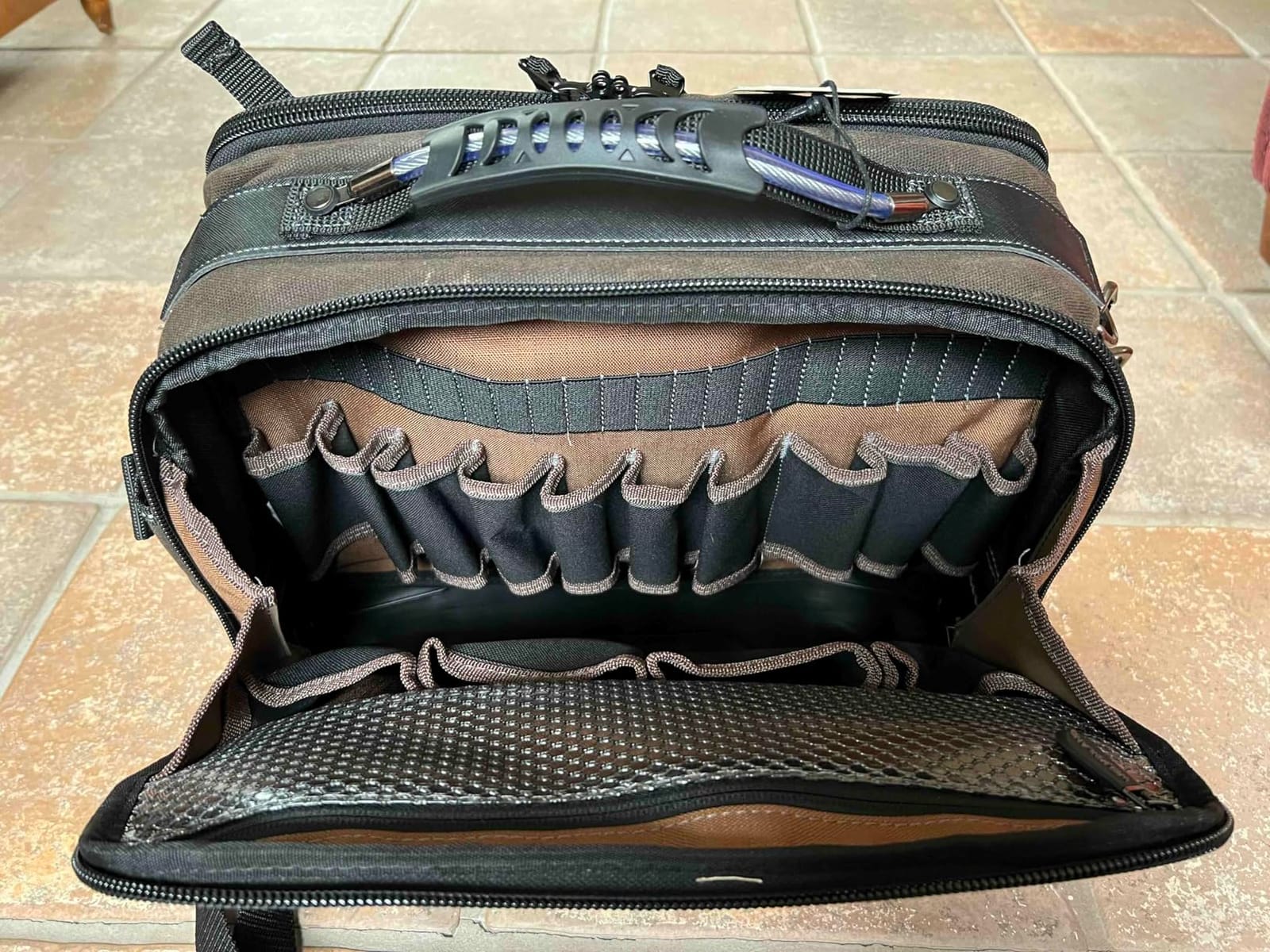 WELKINLAND 53Pockets Hard-Bottom HVAC Bag, Dual-Open Electrician Tool Bags customer photo 1