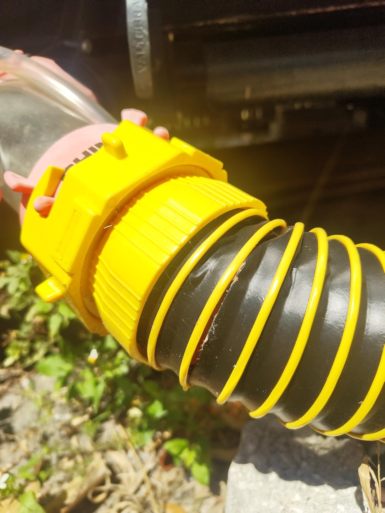 15 FT RV Sewer Hose Kit Heavy-Duty Sun-Resistant Leak-Proof with 90 Degree Clear View Sewer Adapter Storage Cap customer photo 1