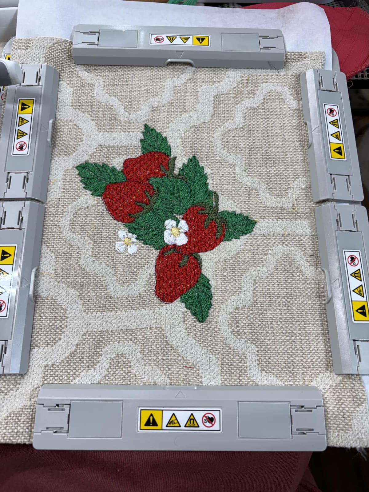 Sew Tech Magnetic Embroidery Hoop for Brother, 6x10in 160x260mm Bar SA441 customer photo 1