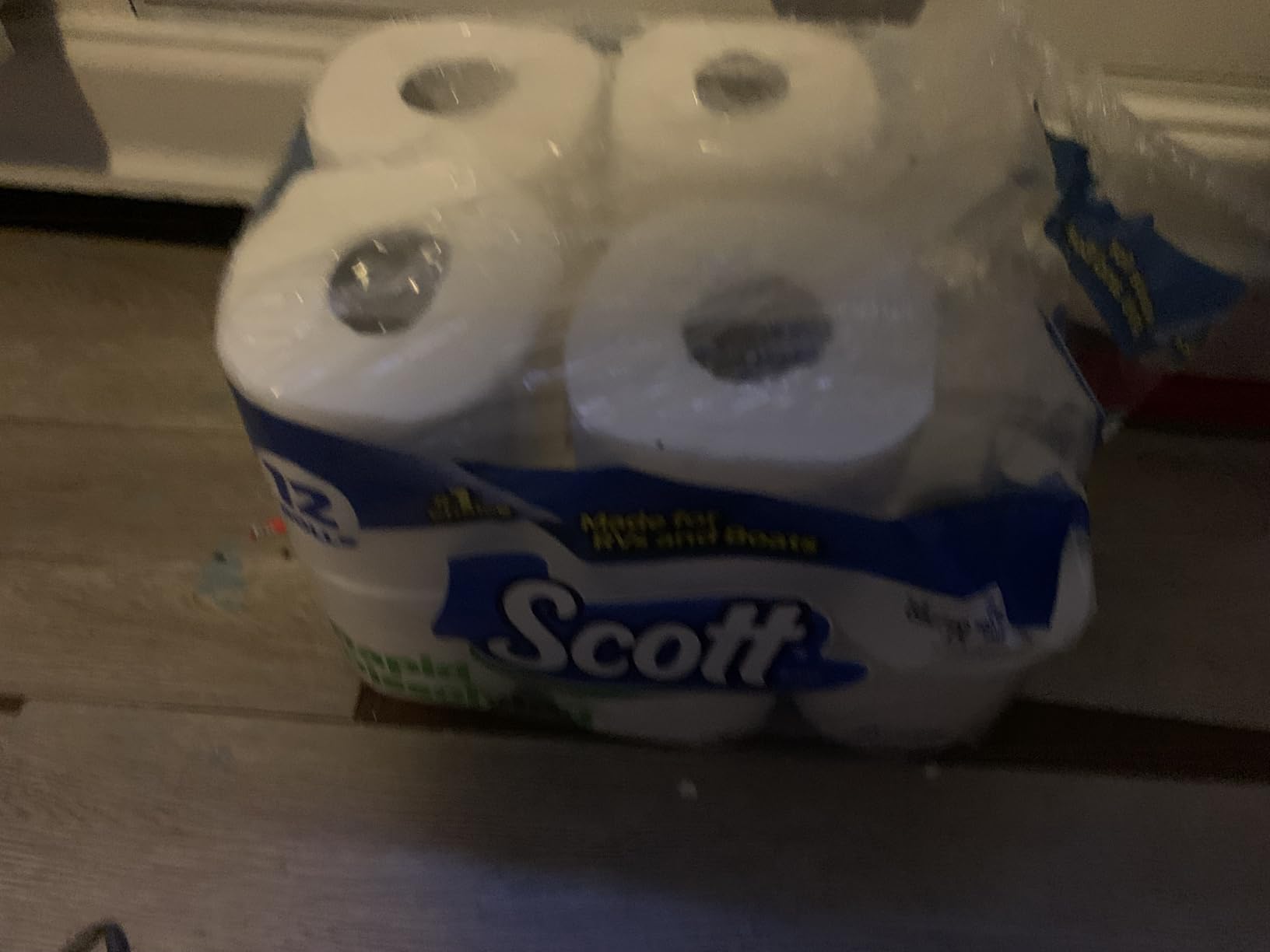 Scott Rapid-Dissolving Toilet Paper, 48 Double Rolls, Septic-Safe, Toilet Paper, 1 Ply, White customer photo 2